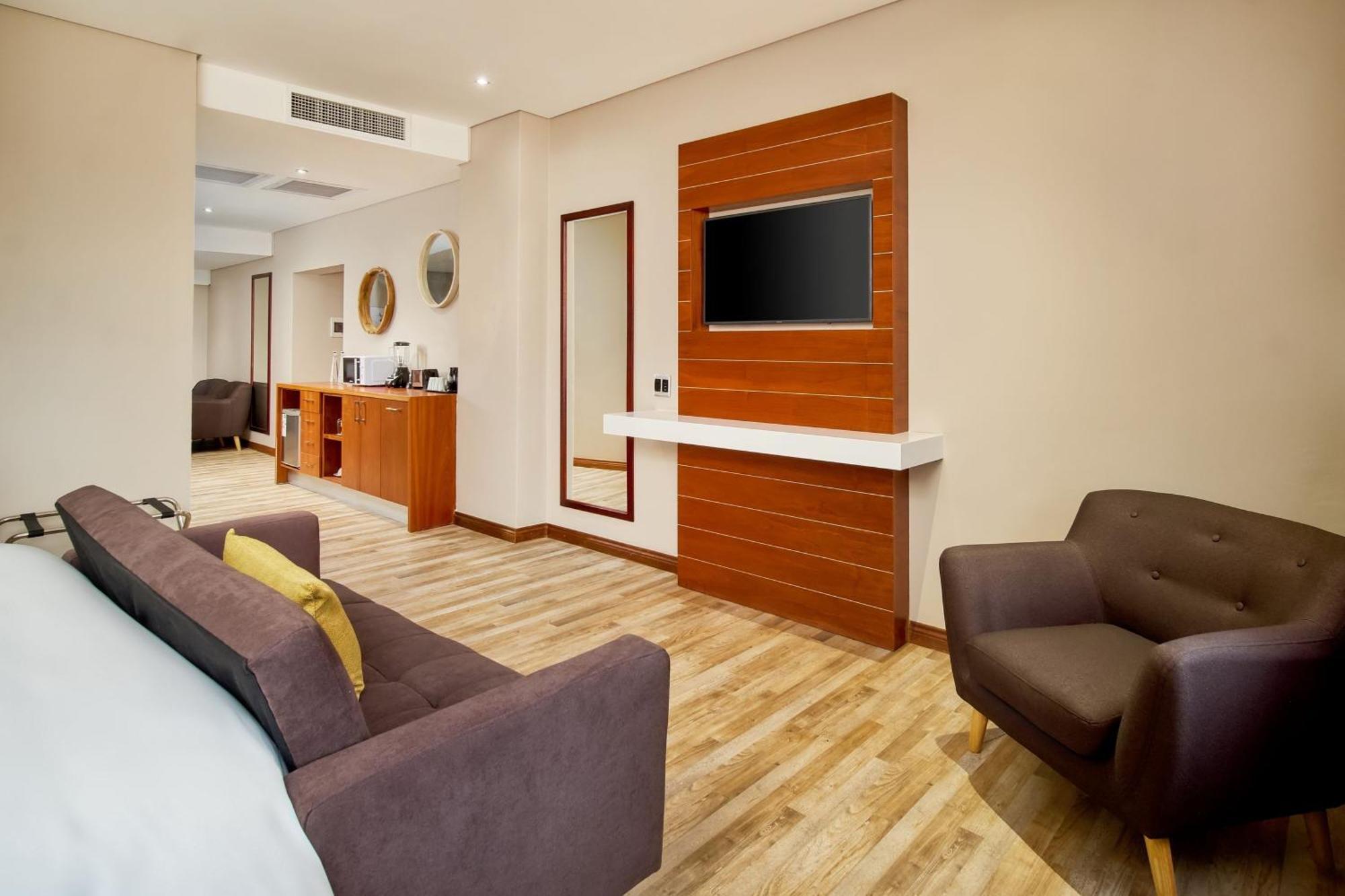 Protea Hotel By Marriott Pretoria Hatfield Luaran gambar