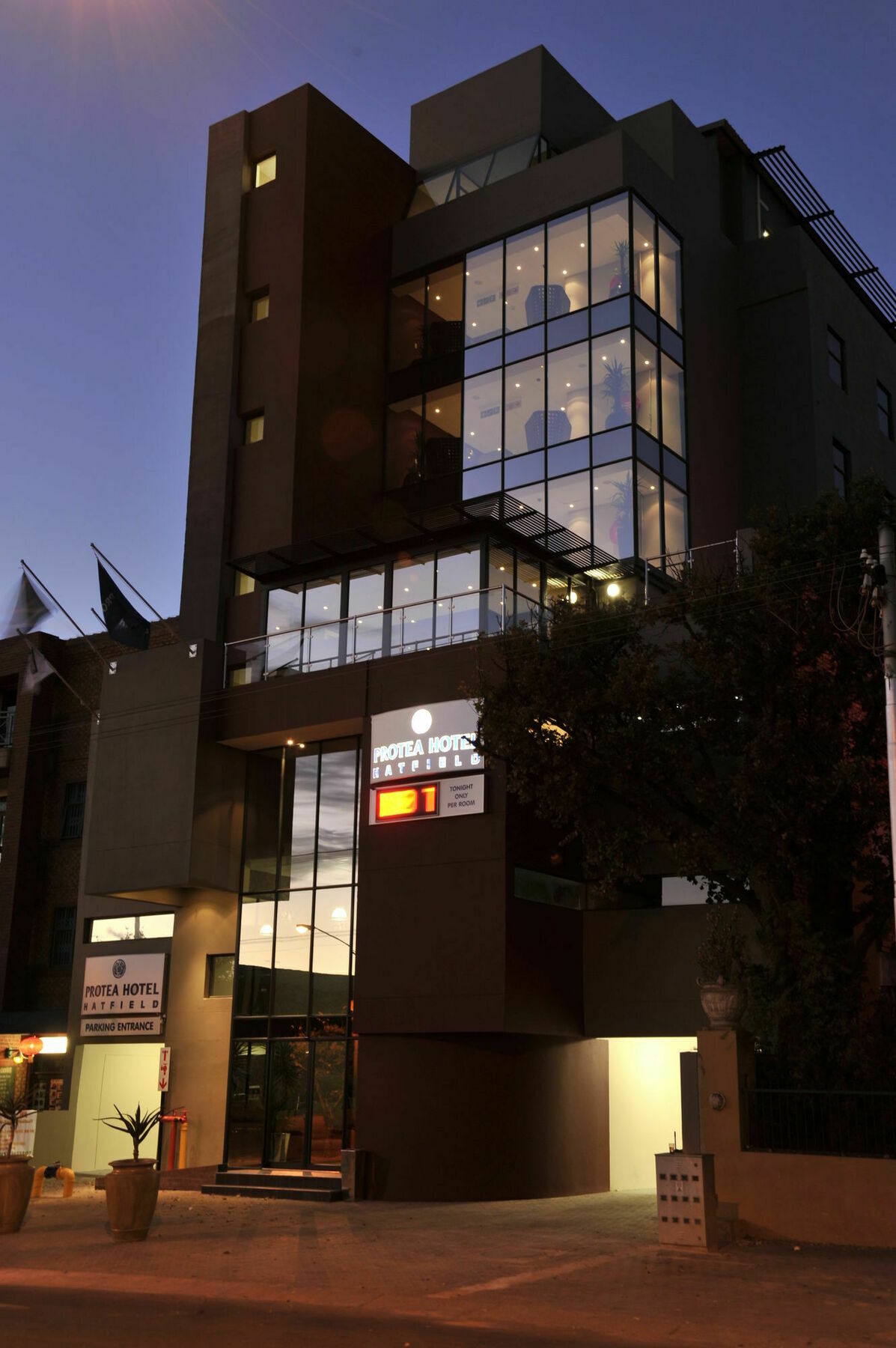 Protea Hotel By Marriott Pretoria Hatfield Luaran gambar