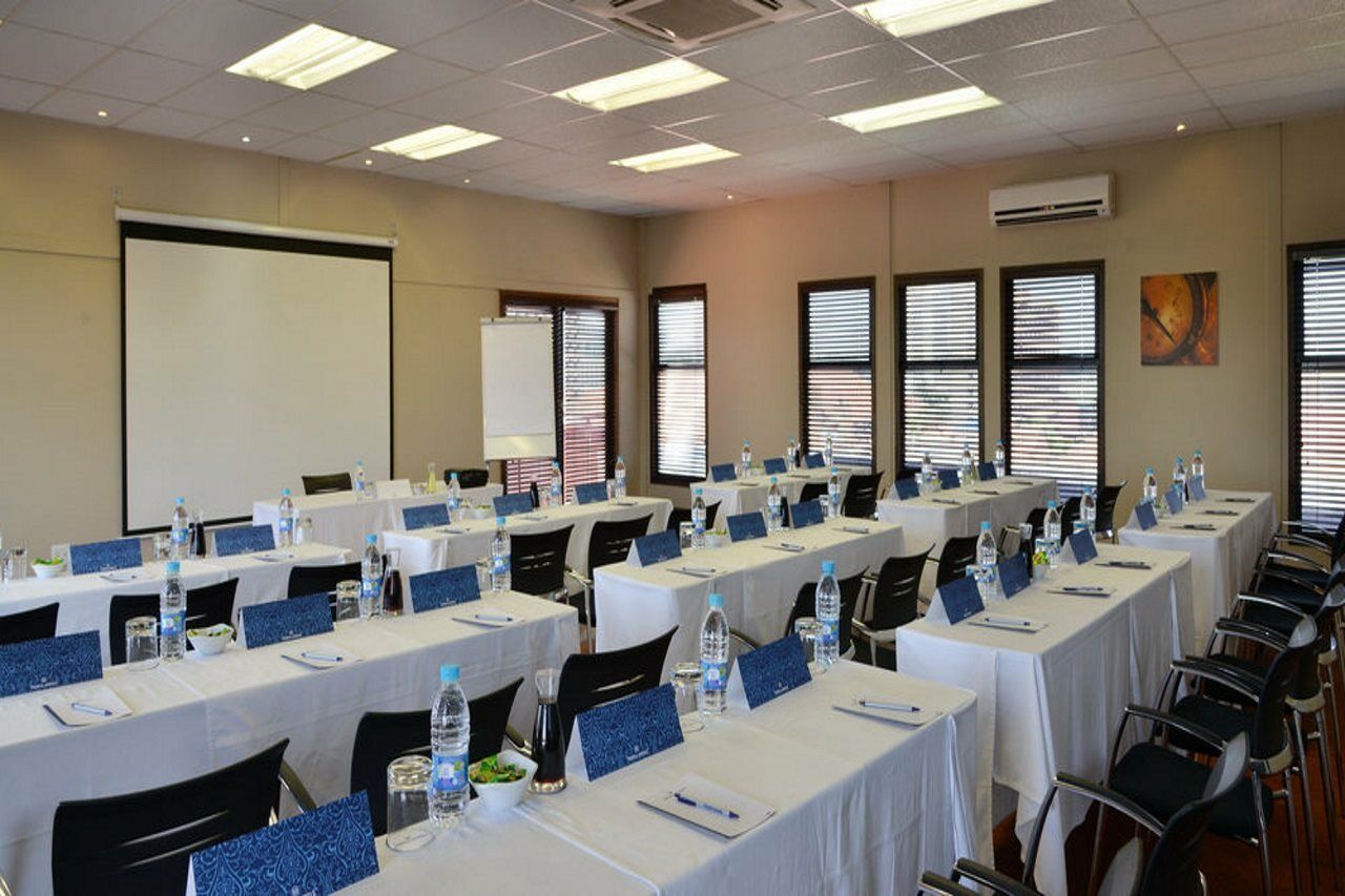 Protea Hotel By Marriott Pretoria Hatfield Luaran gambar